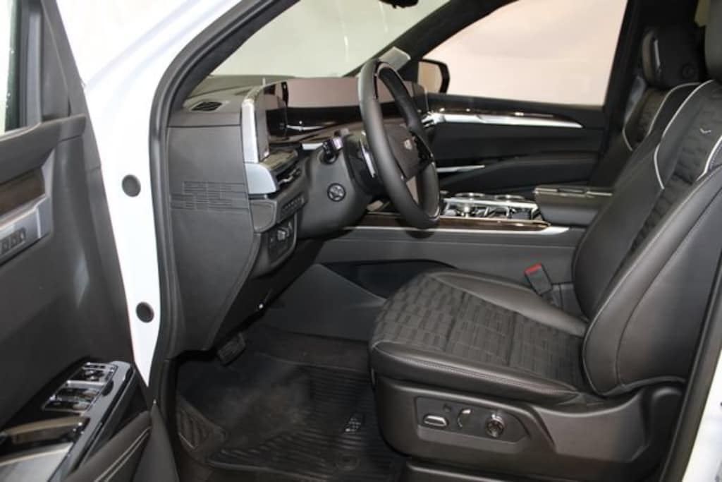 New 2026 CADILLAC Escalade Platinum Sport SUV