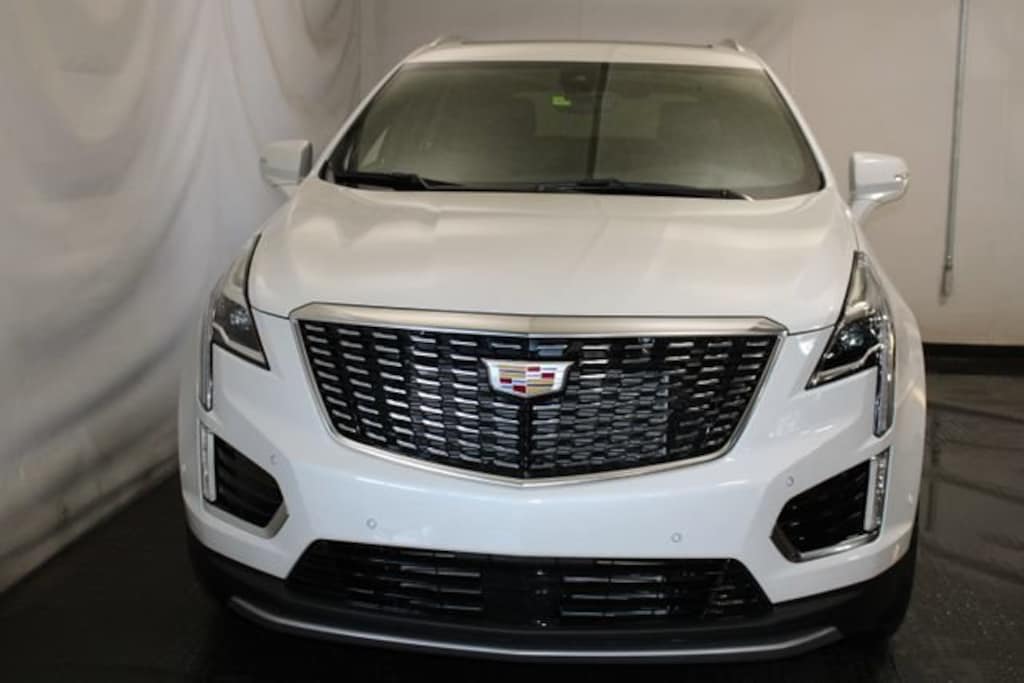 New 2026 CADILLAC XT5 Premium Luxury SUV