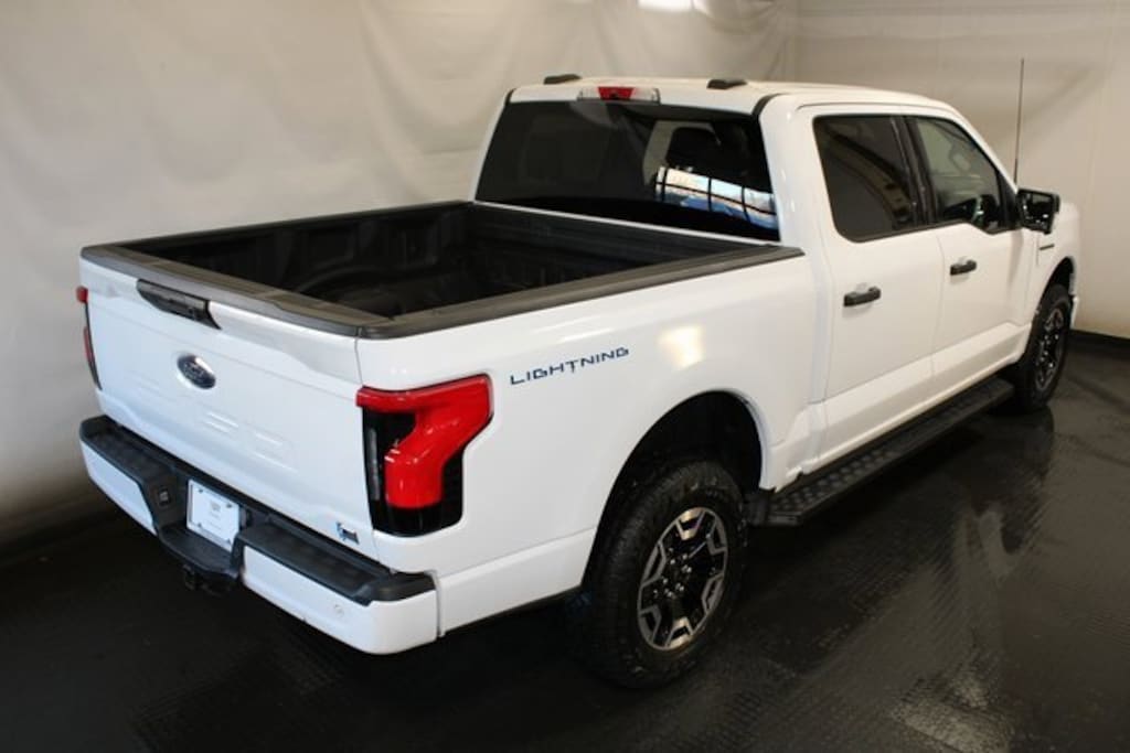 Used 2023 Ford F-150 Lightning XLT Truck