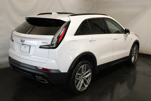 2023 Cadillac XT4 Sport photo 3