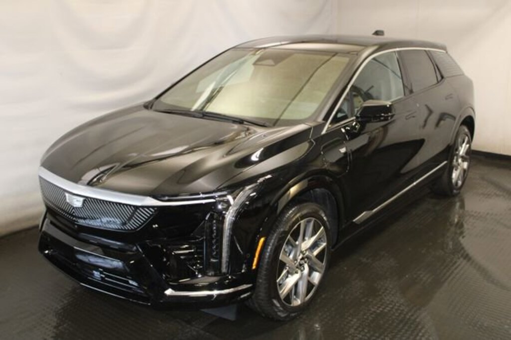 New 2026 CADILLAC OPTIQ Luxury SUV