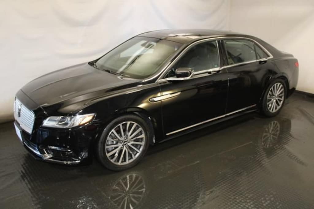 Used 2017 Lincoln Continental Select