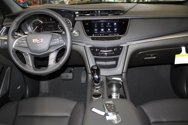 2026 Cadillac XT5 Luxury - Photo 12