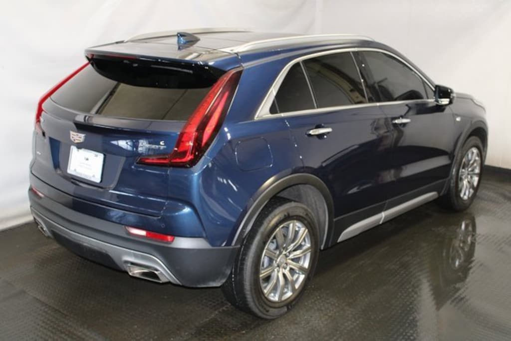 Used 2022 CADILLAC XT4 Premium Luxury SUV