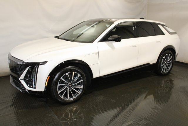 Used 2024 Cadillac LYRIQ Sport 2 with VIN 1GYKPVRL7RZ110304 for sale in Cleveland, OH