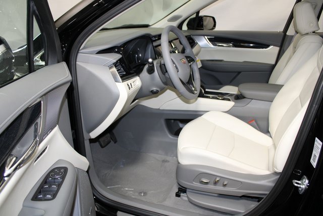 2025 Cadillac XT6 Premium Luxury photo 4