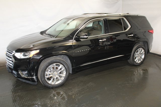 2019 Chevrolet Traverse High Country photo 2