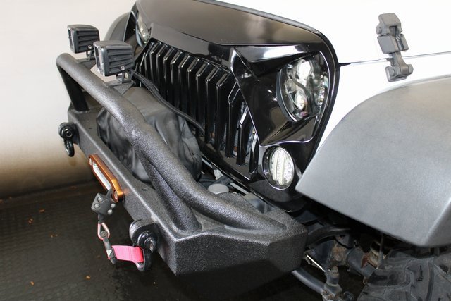 2015 Jeep Wrangler Unlimited Willys Wheeler photo 4