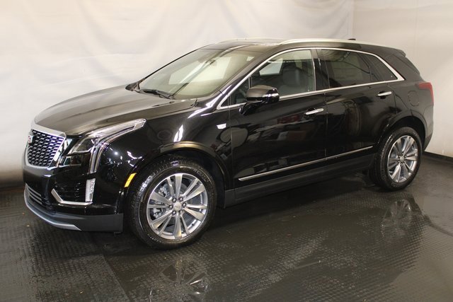 2025 Cadillac XT5 Premium Luxury photo 2