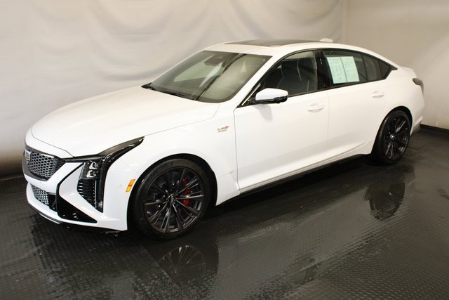 2025 Cadillac CT5 photo 2