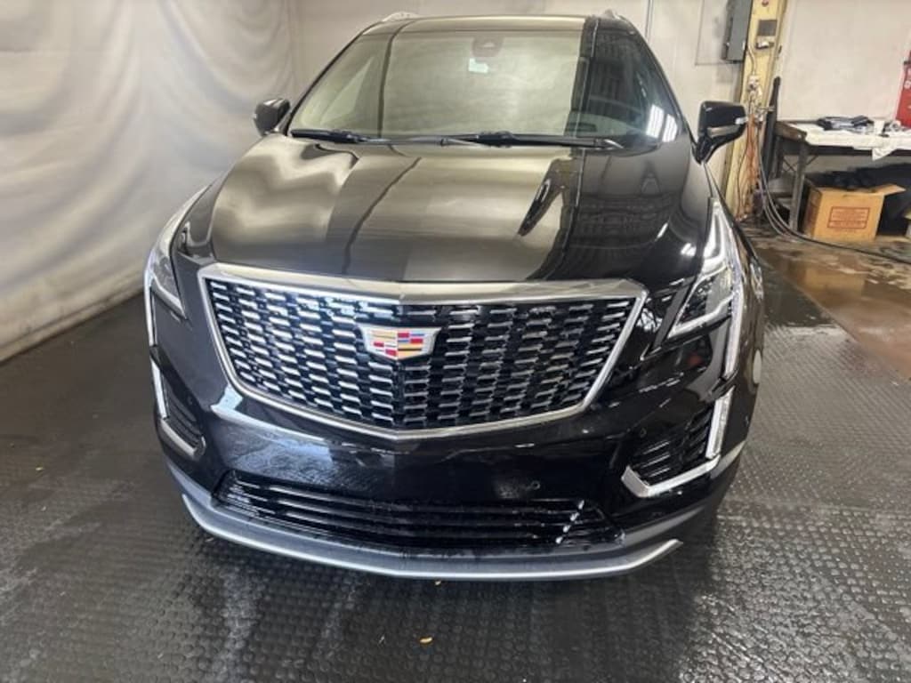 New 2026 CADILLAC XT5 Premium Luxury SUV