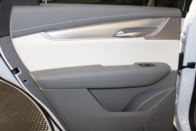 2026 Cadillac XT5 Premium Luxury - Photo 18