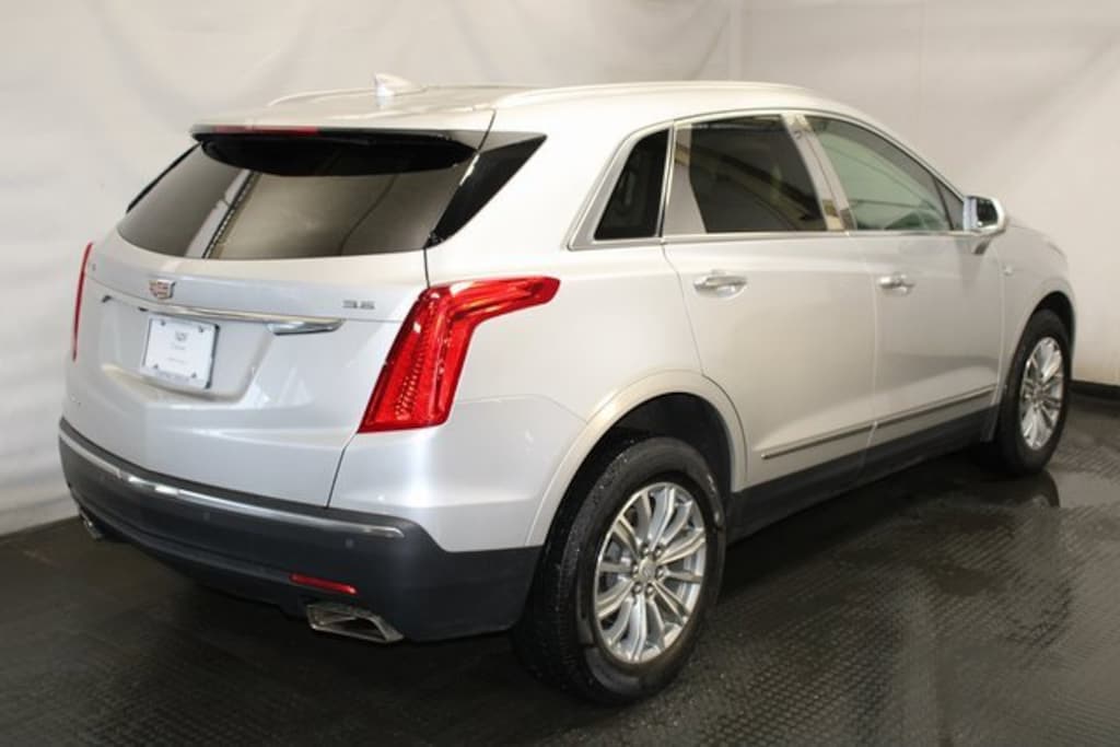 Used 2017 CADILLAC XT5 Luxury AWD SUV