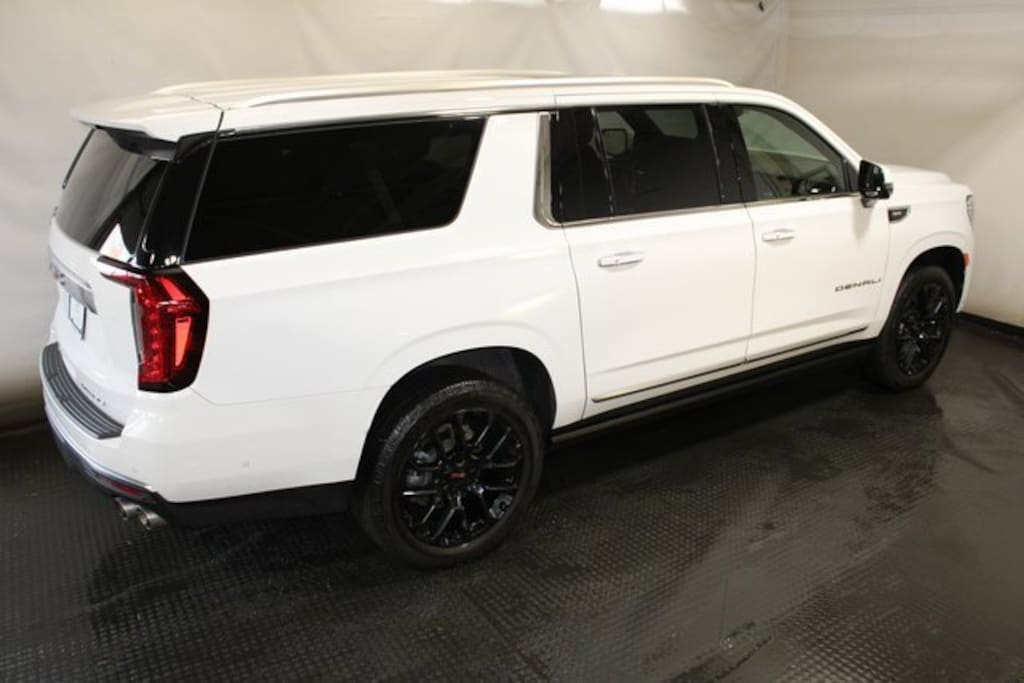 Used 2024 GMC Yukon XL Denali SUV