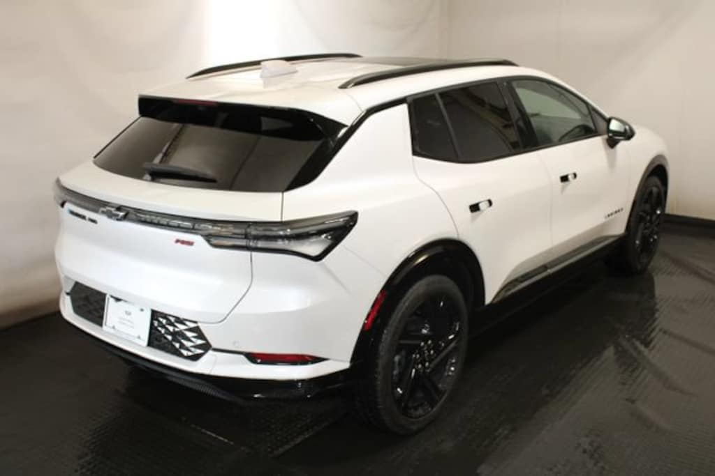 Used 2025 Chevrolet Equinox EV RS SUV