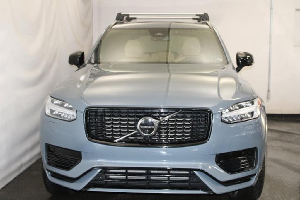 Used 2023 Volvo XC90 Recharge Plug-In Hyb Ultimate Dark Theme