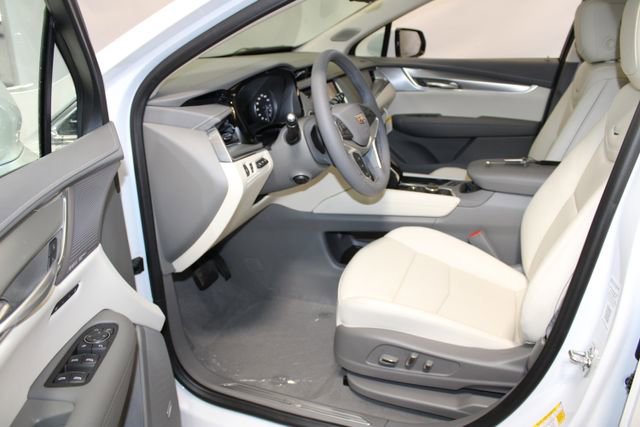 2026 Cadillac XT5 Premium Luxury - Photo 4
