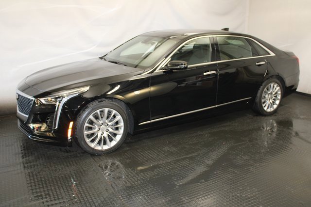 2019 Cadillac CT6 Luxury photo 2