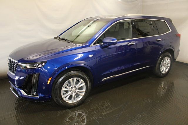 2025 Cadillac XT6 Luxury - Photo 2