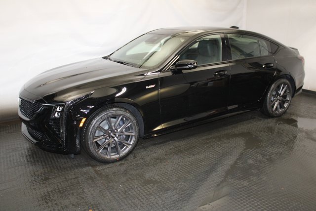 2026 Cadillac CT5 V photo 2