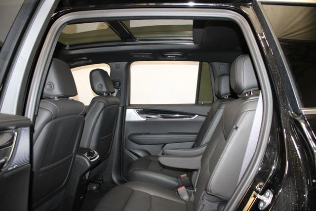 2025 Cadillac XT6 Premium Luxury - Photo 6