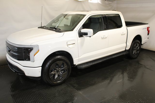 Used 2022 Ford F-150 Lightning Lariat with VIN 1FT6W1EVXNWG01200 for sale in Cleveland, OH