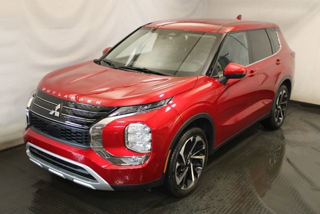2022 Mitsubishi Outlander SE S-AWC's photo