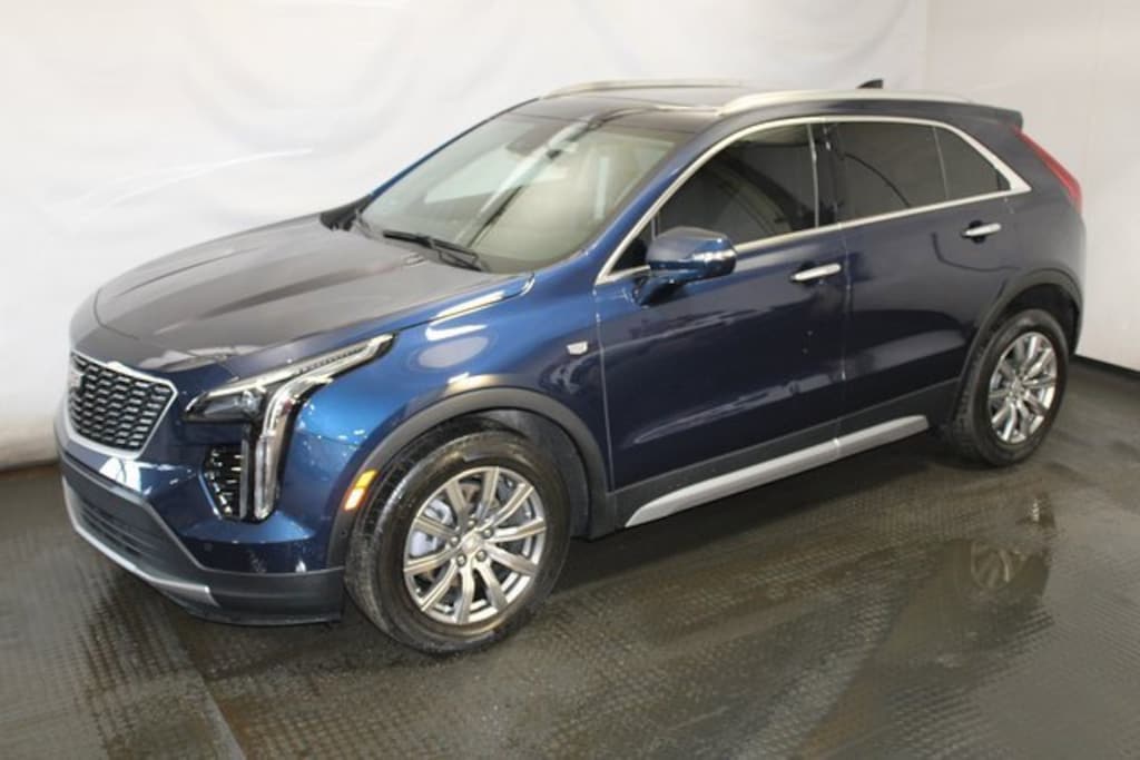 Used 2022 CADILLAC XT4 Premium Luxury SUV