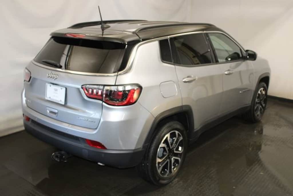 Used 2024 Jeep Compass Limited