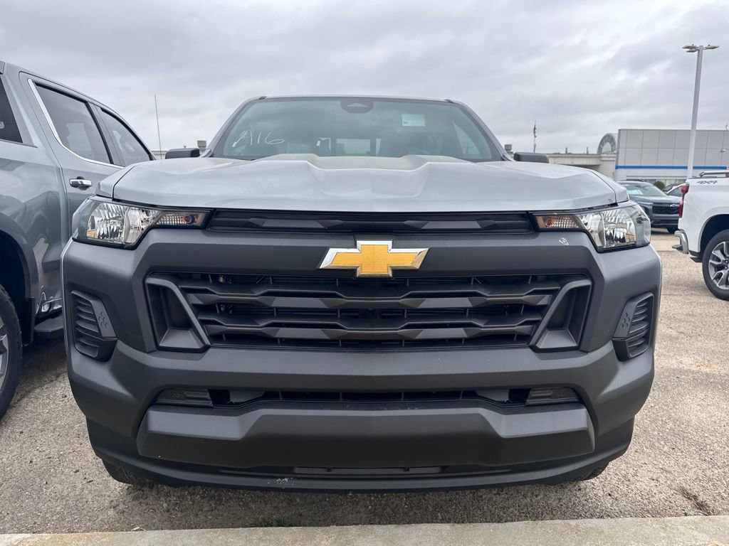 2026 Chevrolet Colorado Work Truck photo 2
