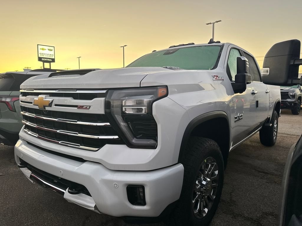 2026 Chevrolet Silverado 2500HD LT's photo