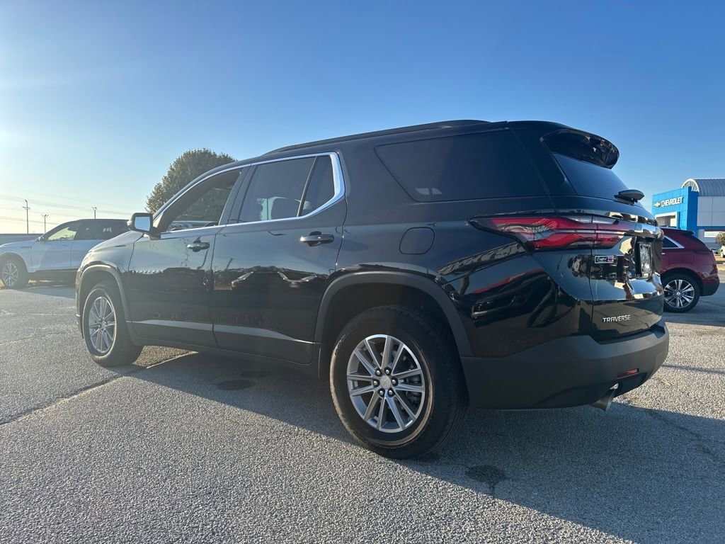 Used 2023 Chevrolet Traverse LT Leather SUV
