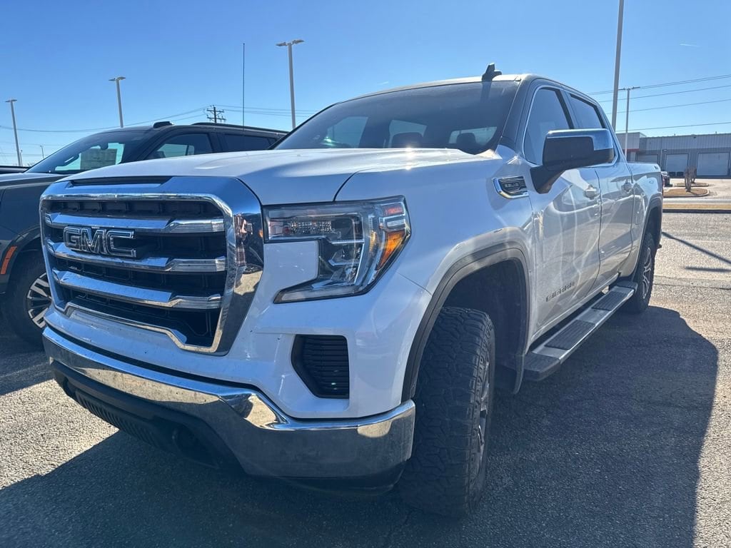 2021 GMC Sierra SLE's photo