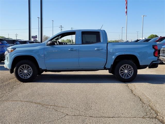 2025 Chevrolet Colorado Work Truck LT photo 3