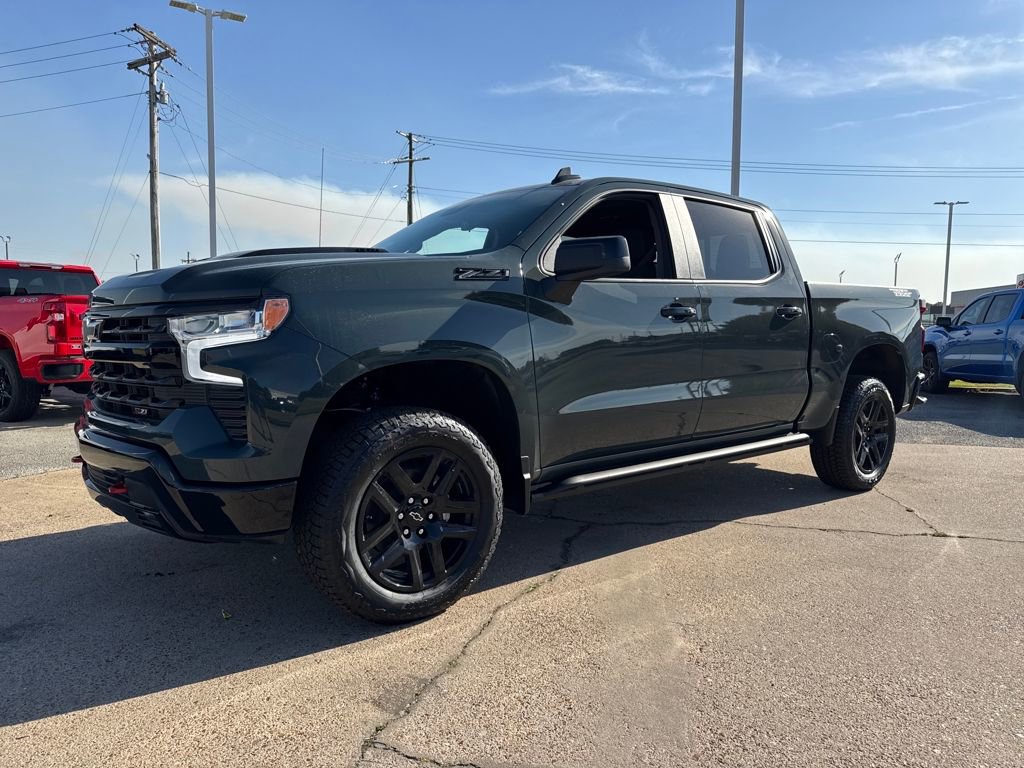 2026 Chevrolet Silverado LT's photo