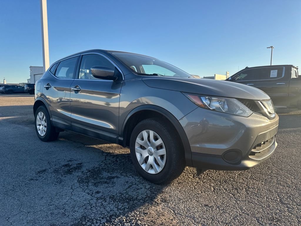 2019 Nissan Rogue Sport S photo 3