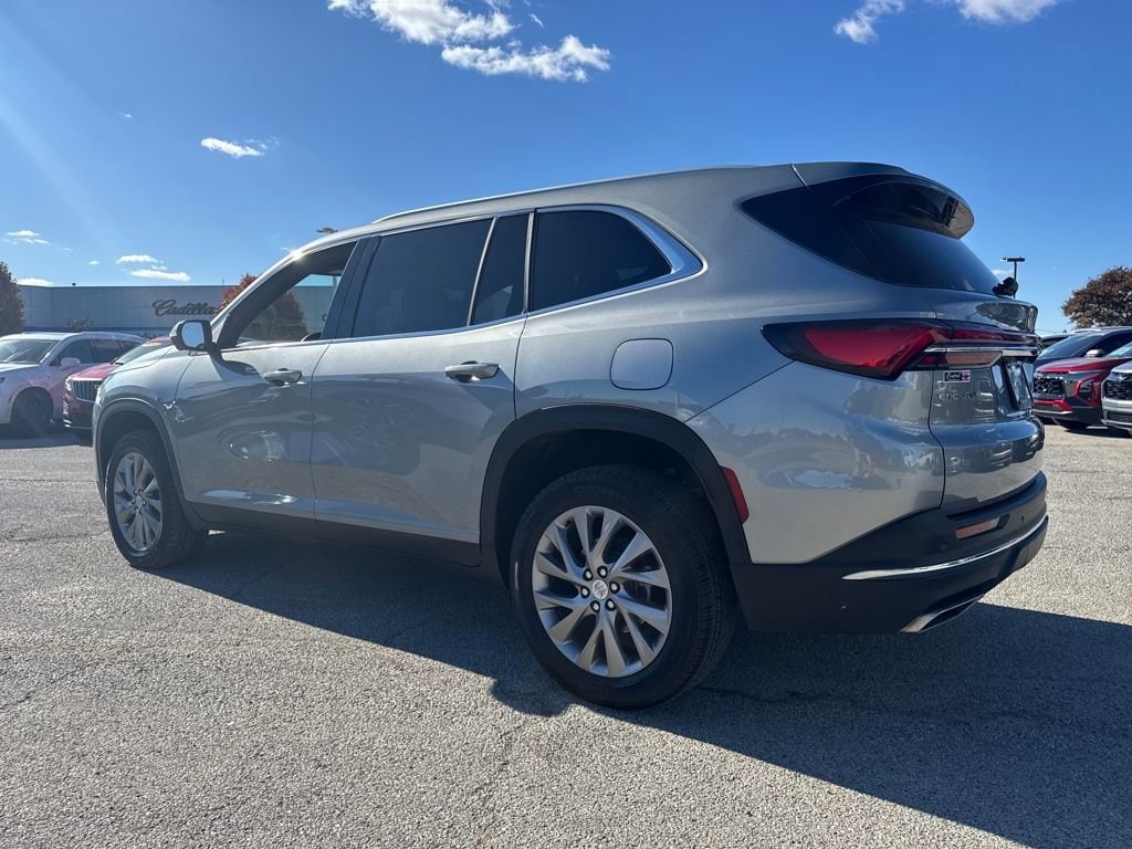 Used 2025 Buick Enclave Preferred SUV