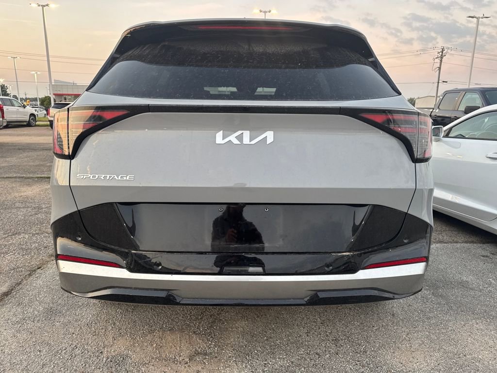 2026 Kia Sportage photo 3