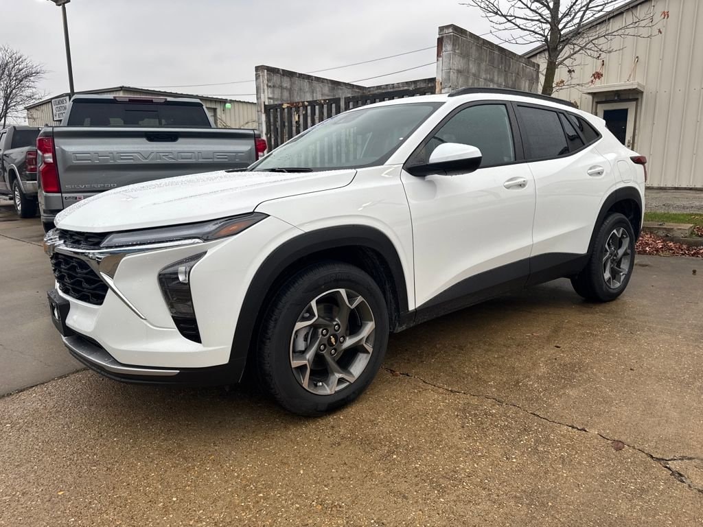 2026 Chevrolet Trax LT's photo