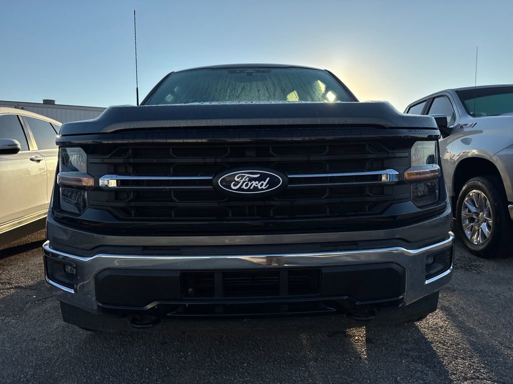 2024 Ford F-150 XLT photo 2