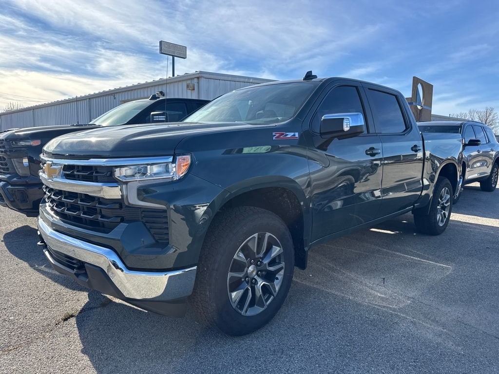 2026 Chevrolet Silverado 1500 LT's photo