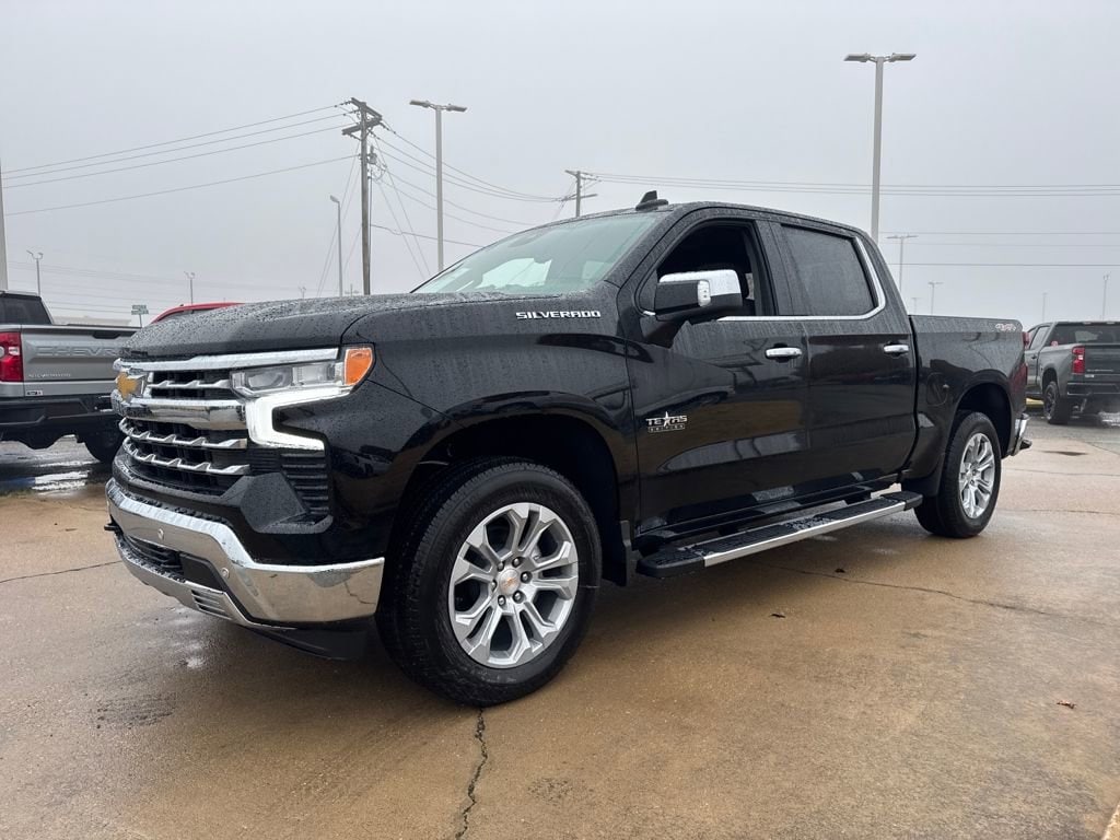 2026 Chevrolet Silverado 1500 LTZ's photo