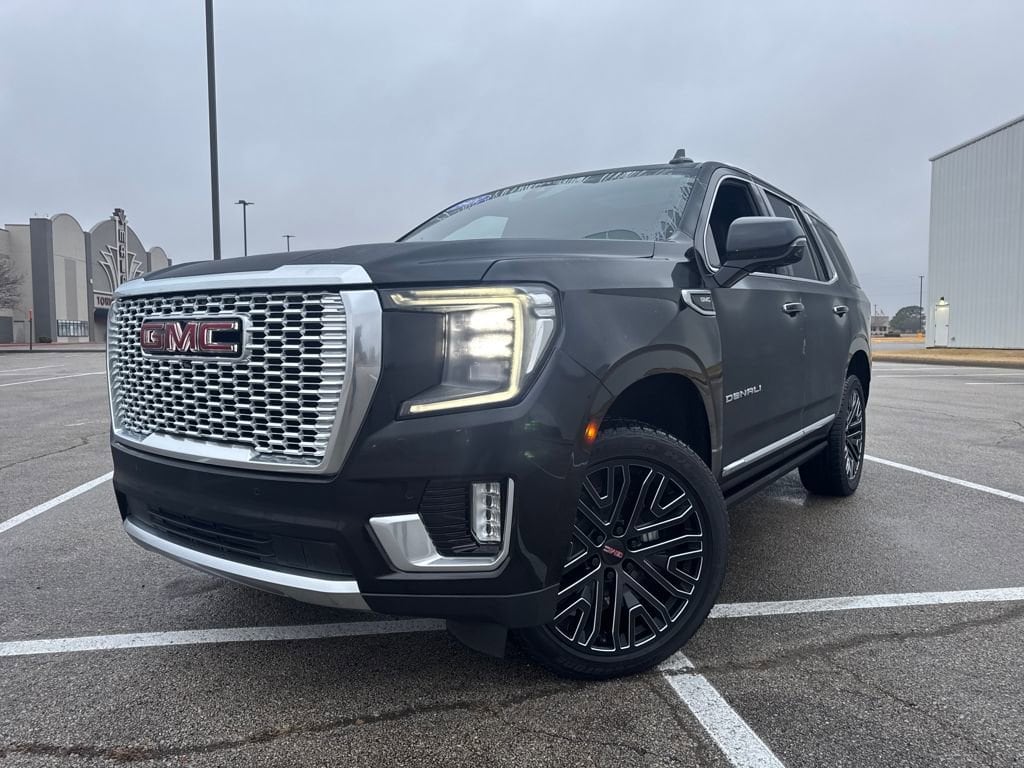 2021 GMC Yukon Denali's photo