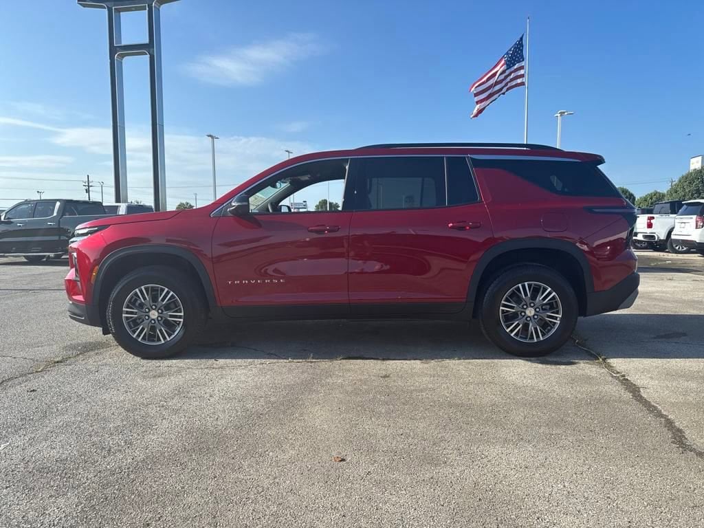New 2025 Chevrolet Traverse LT SUV
