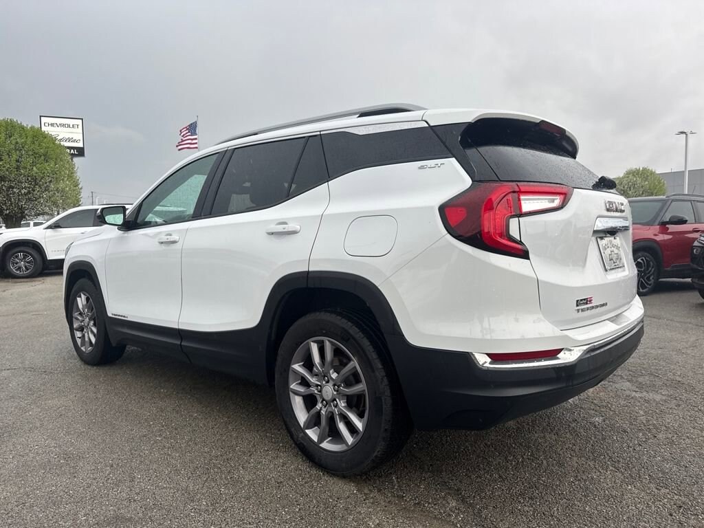 Used 2024 GMC Terrain SLT SUV