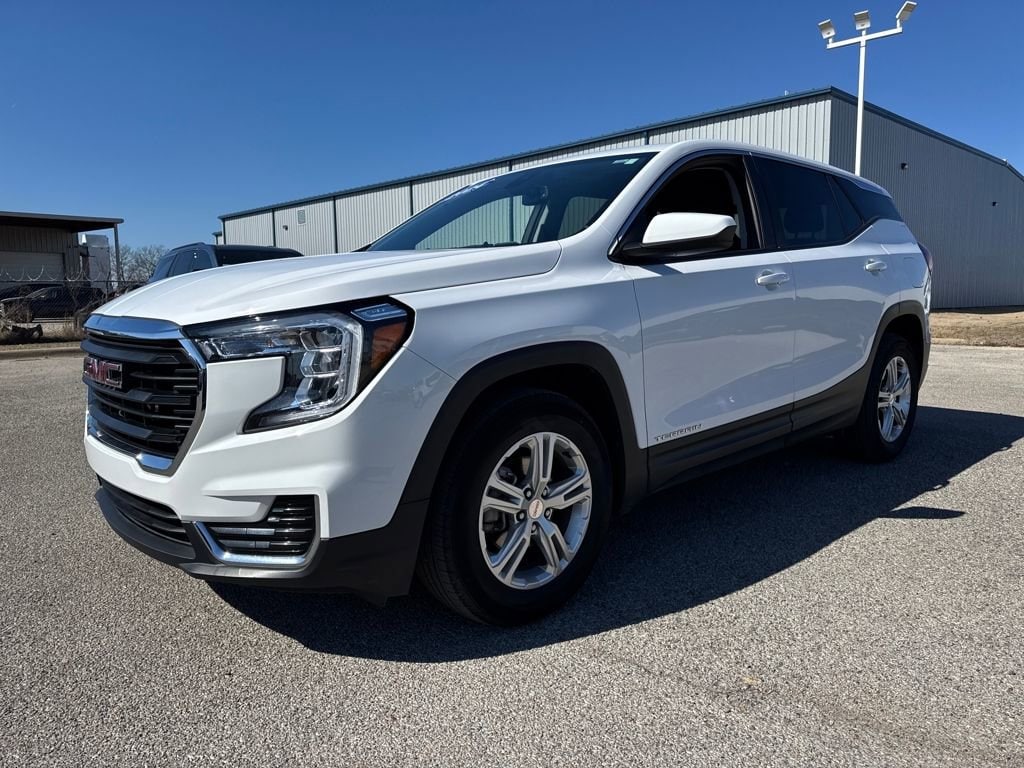 Used 2024 GMC Terrain SLE SUV