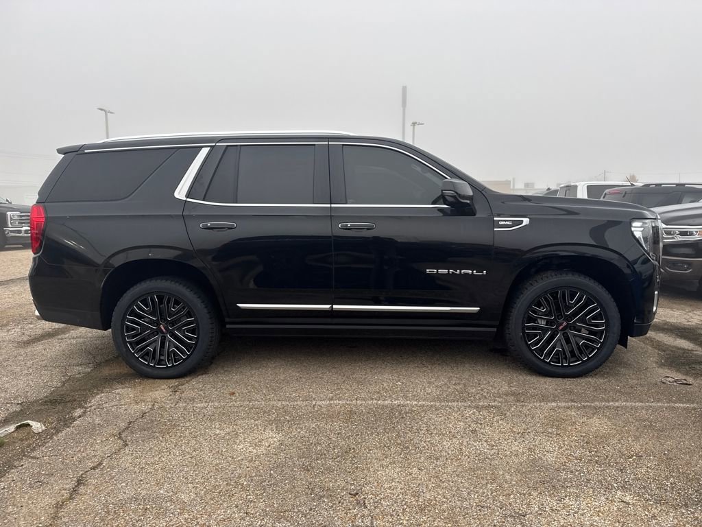 2021 Gmc Yukon Denali photo 4