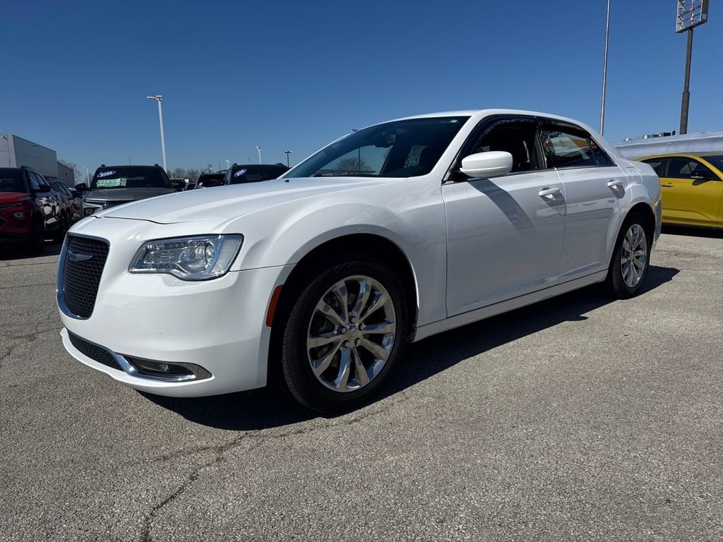 Used 2021 Chrysler 300 Touring