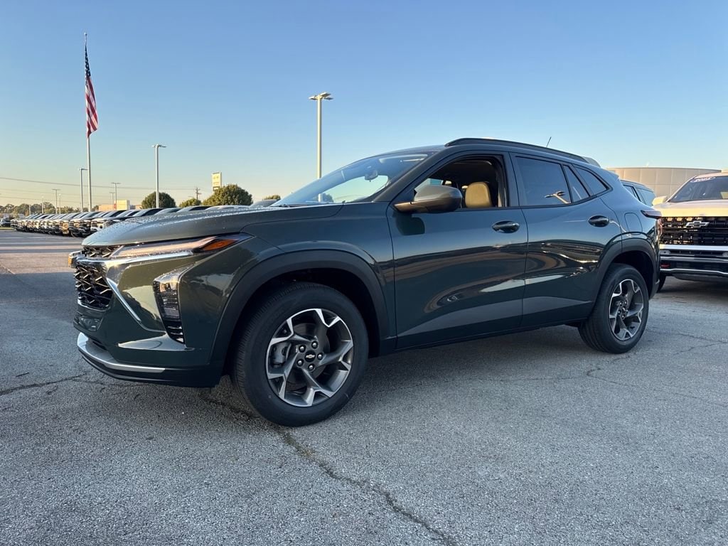 New 2026 Chevrolet Trax LT SUV