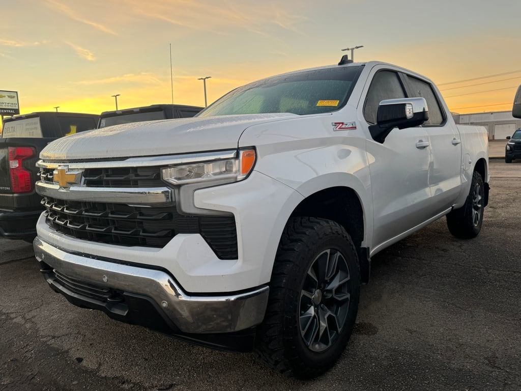 Used 2025 Chevrolet Silverado 1500 LT Truck